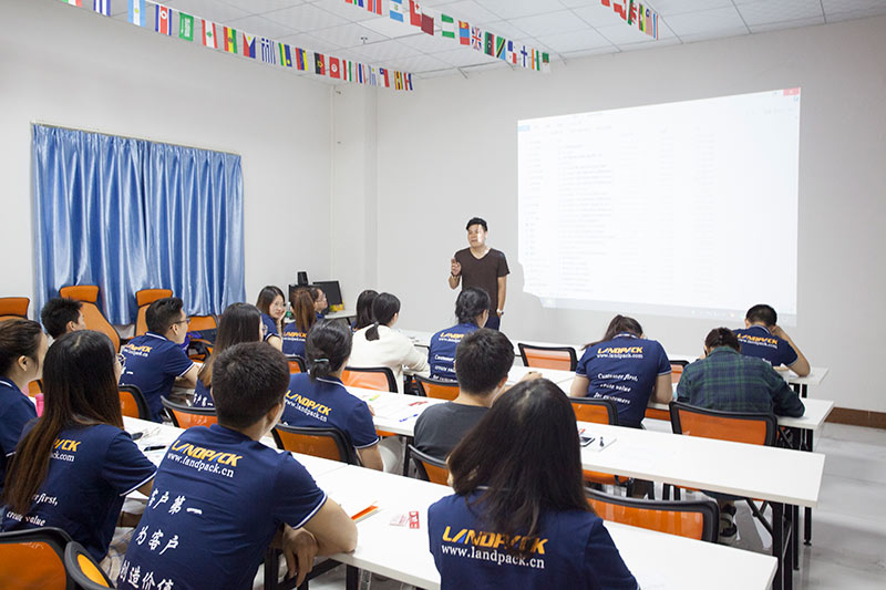 培訓(xùn)多列機