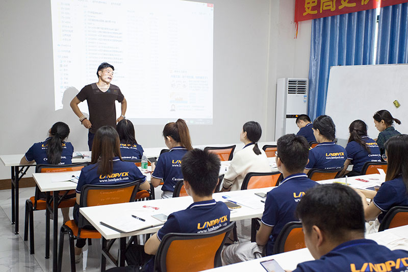 培訓(xùn)多列機